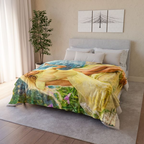 301717ec-9d9d-4a4a-bbb3-05cbad27a2b0 Sabrina Carpenter Ultra Soft Micro Fleece blanket