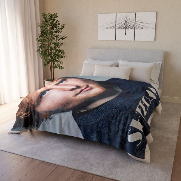 6a45401c-eda1-43e2-b31c-8757a0ec10d8 Ed Sheeran Seductive Gaze Ultra Soft Micro Fleece Blanket