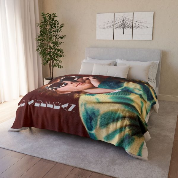 99c16b9f-4a42-4219-996c-197d3add3d6b Ed Sheeran Perfect Comfort Ultra Soft Micro Fleece Blanket