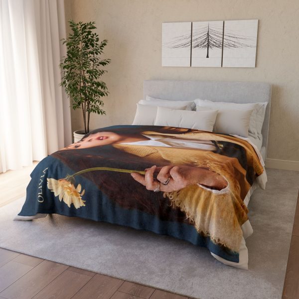 Olivia Rodrigo Style Ultra Soft Micro Fleece Blanket